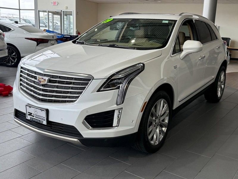 Used 2019 Cadillac XT5 Platinum w/ Trailering Package AWD/4WD image 7