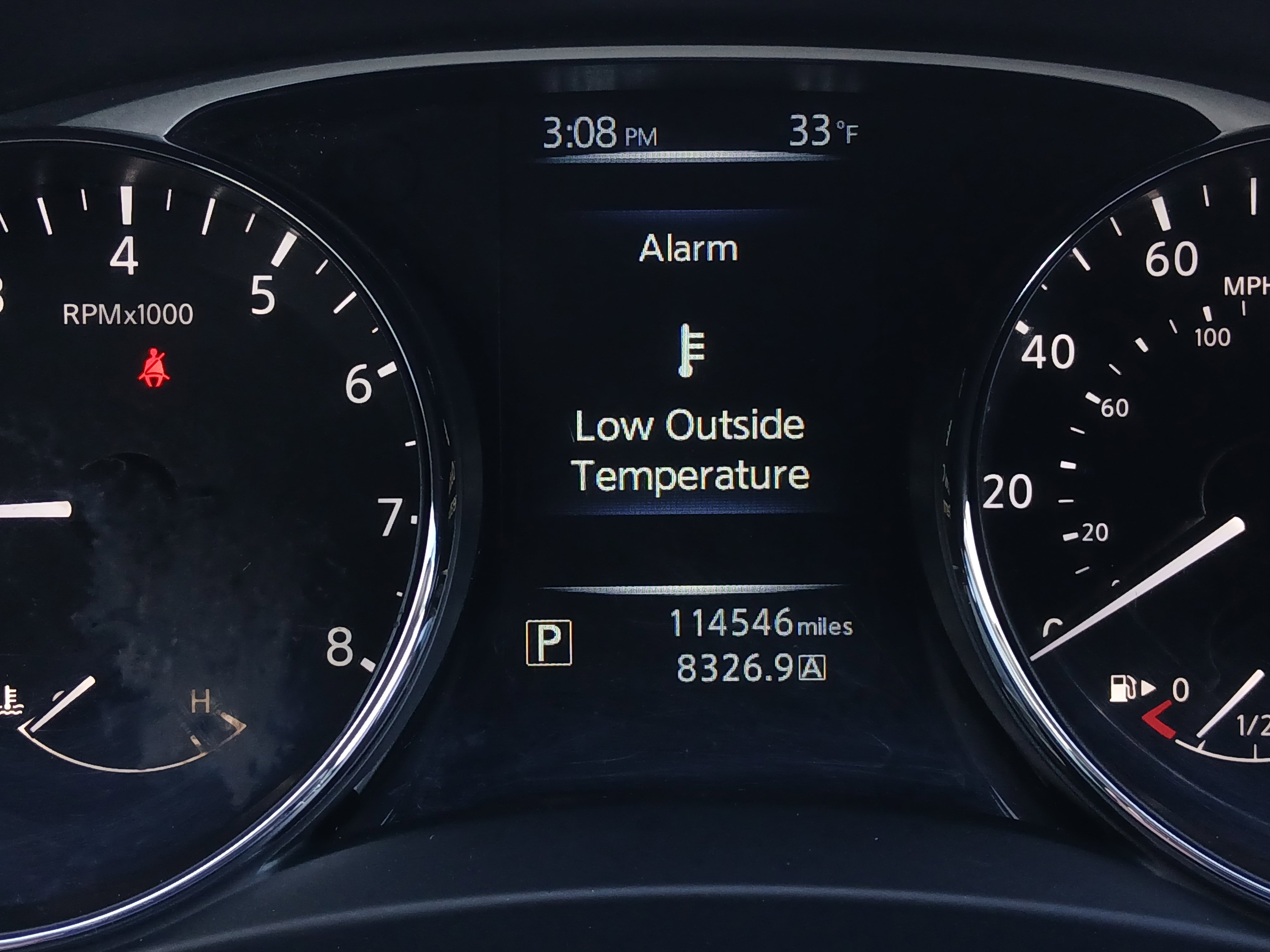 Used 2015 Nissan Rogue SV w/ SV Moonroof Package image 14