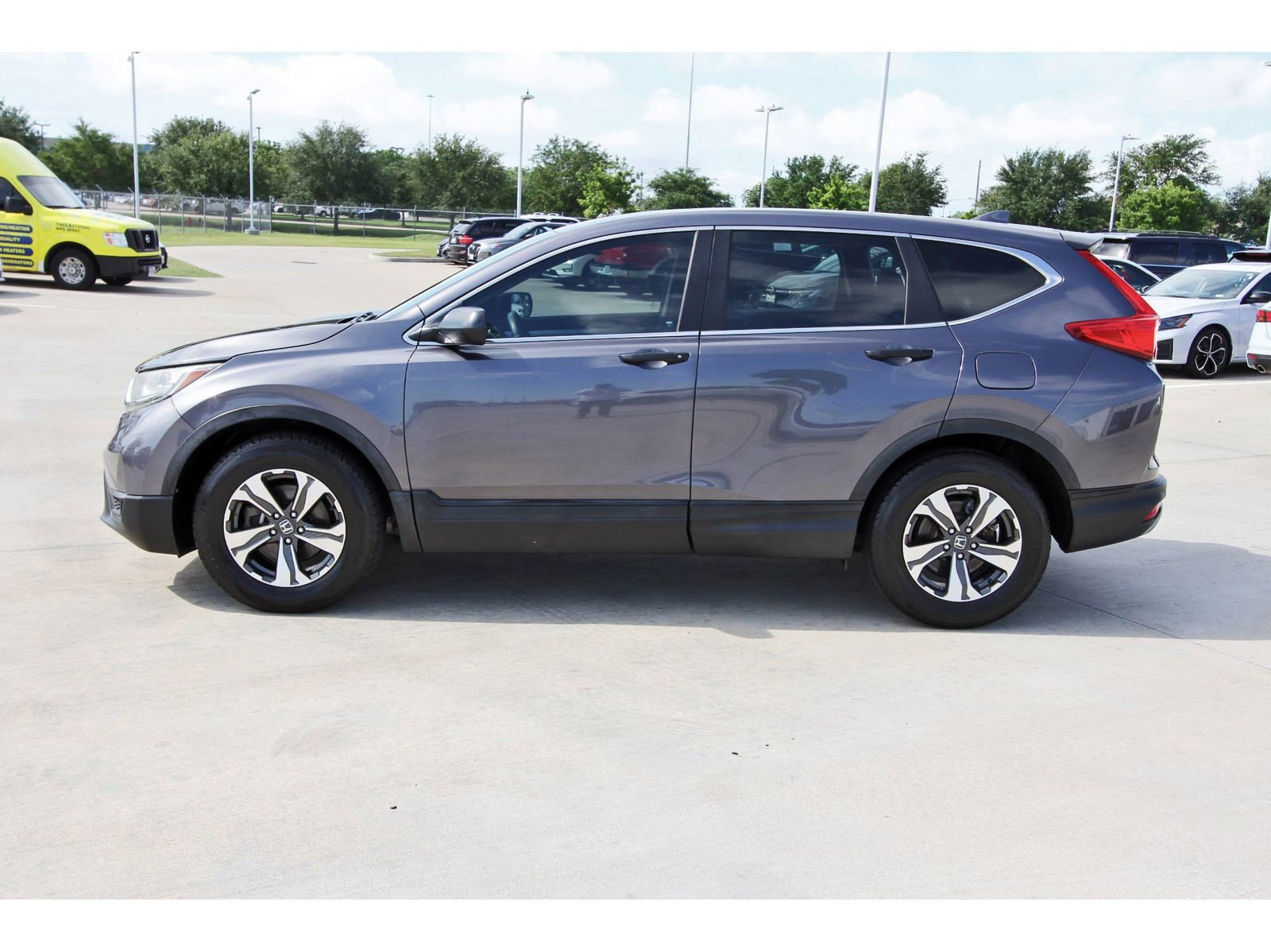 Used 2019 Honda CR-V LX image 4