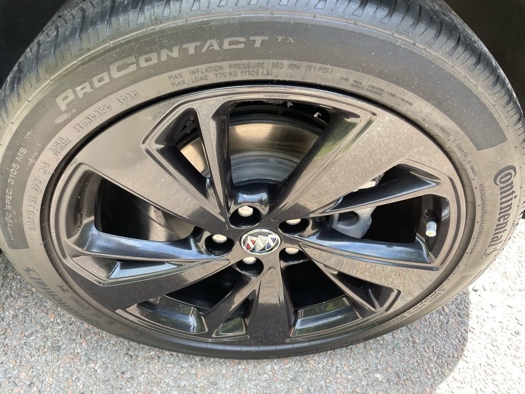 Used 2023 Buick Envision Preferred image 24