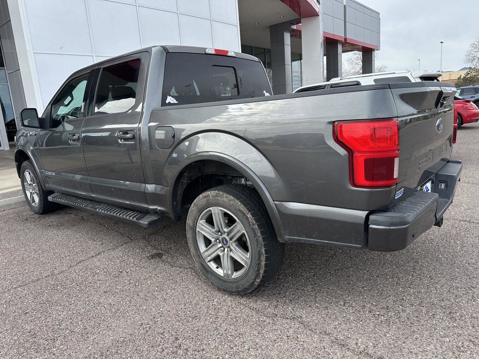 Used 2018 Ford F150 Lariat w/ Equipment Group 502A Luxury image 3