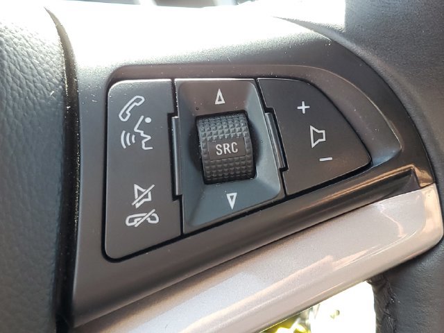 Used 2015 Chevrolet Trax LT w/ LT Sun and Sound Package FWD image 17