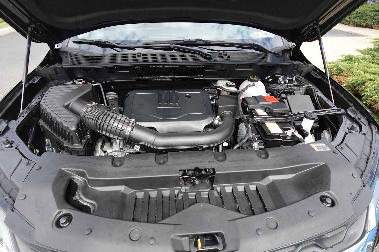 Used 2025 Chevrolet Blazer LT image 33