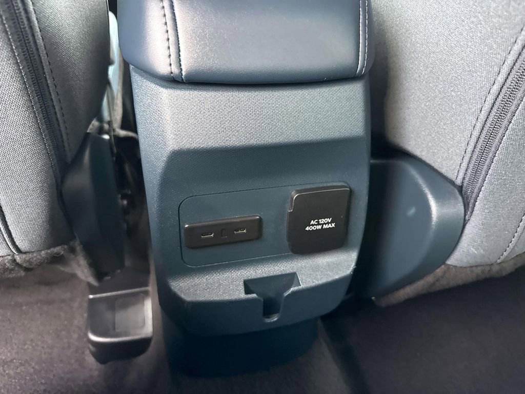 Used 2025 Ford Maverick XLT w/ XLT Luxury Package image 11