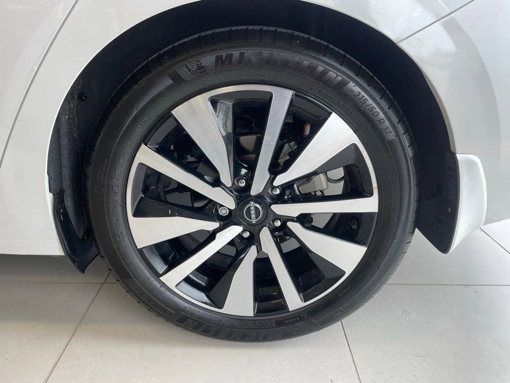 Certified 2024 Nissan Sentra SV w/ SV Premium Package image 18