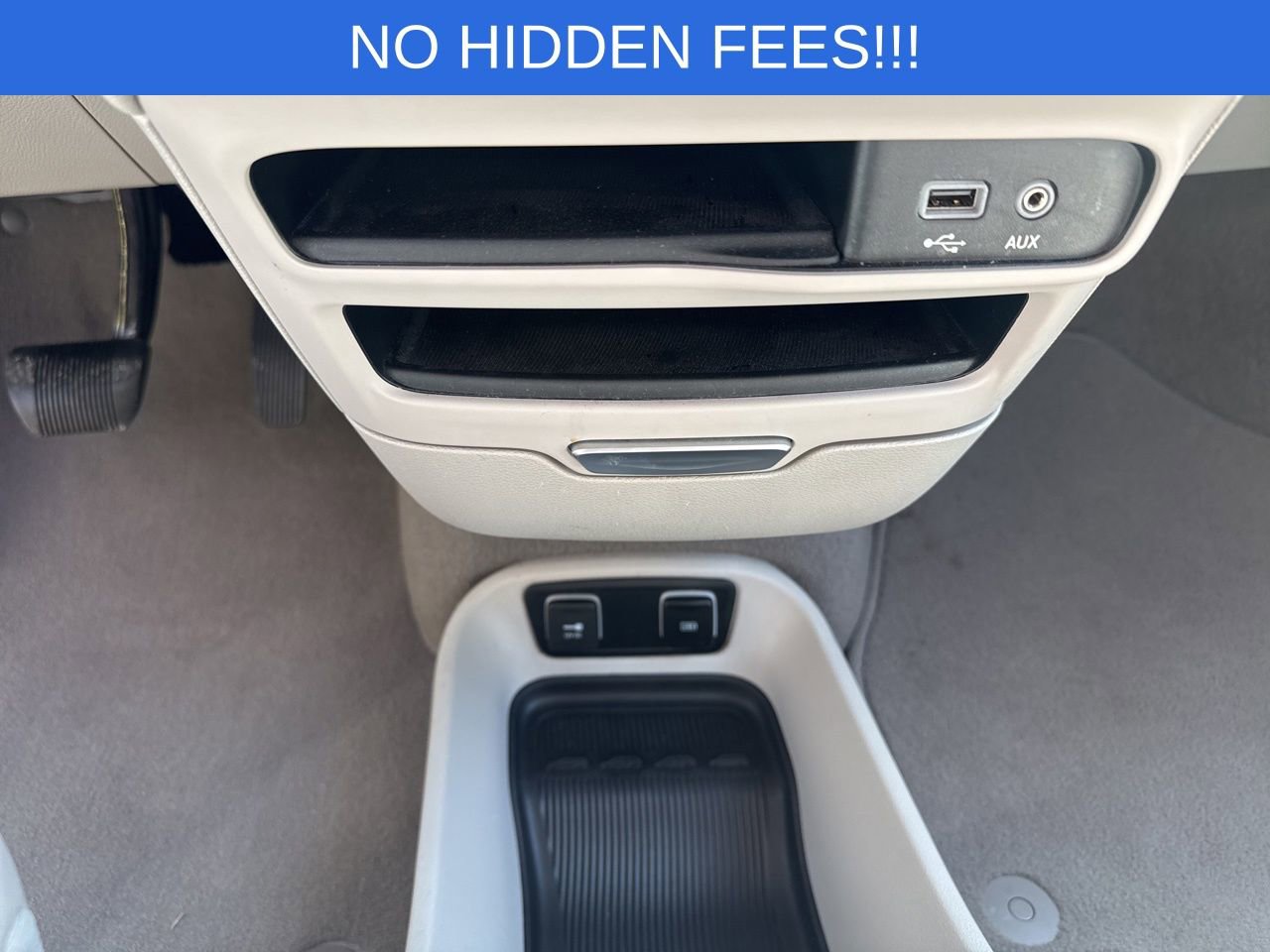 Used 2020 Chrysler Pacifica Touring-L w/ Advanced Safetytec Group FWD image 27