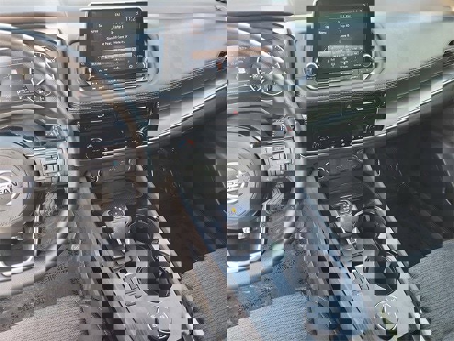 Used 2021 Nissan Rogue SV image 14