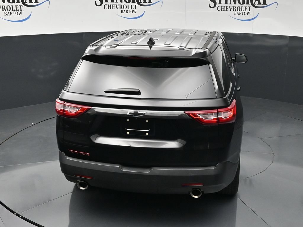 Used 2021 Chevrolet Traverse LS w/ LPO, Blackout Package FWD image 17