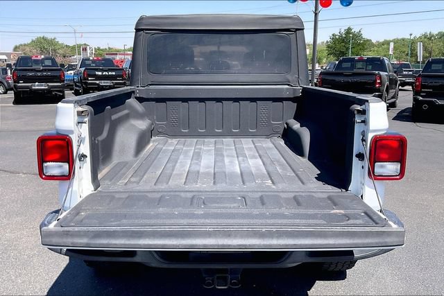 Used 2023 Jeep Gladiator Sport AWD/4WD image 29