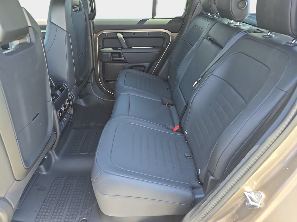 Certified 2025 Land Rover Defender 110 AWD/4WD image 14