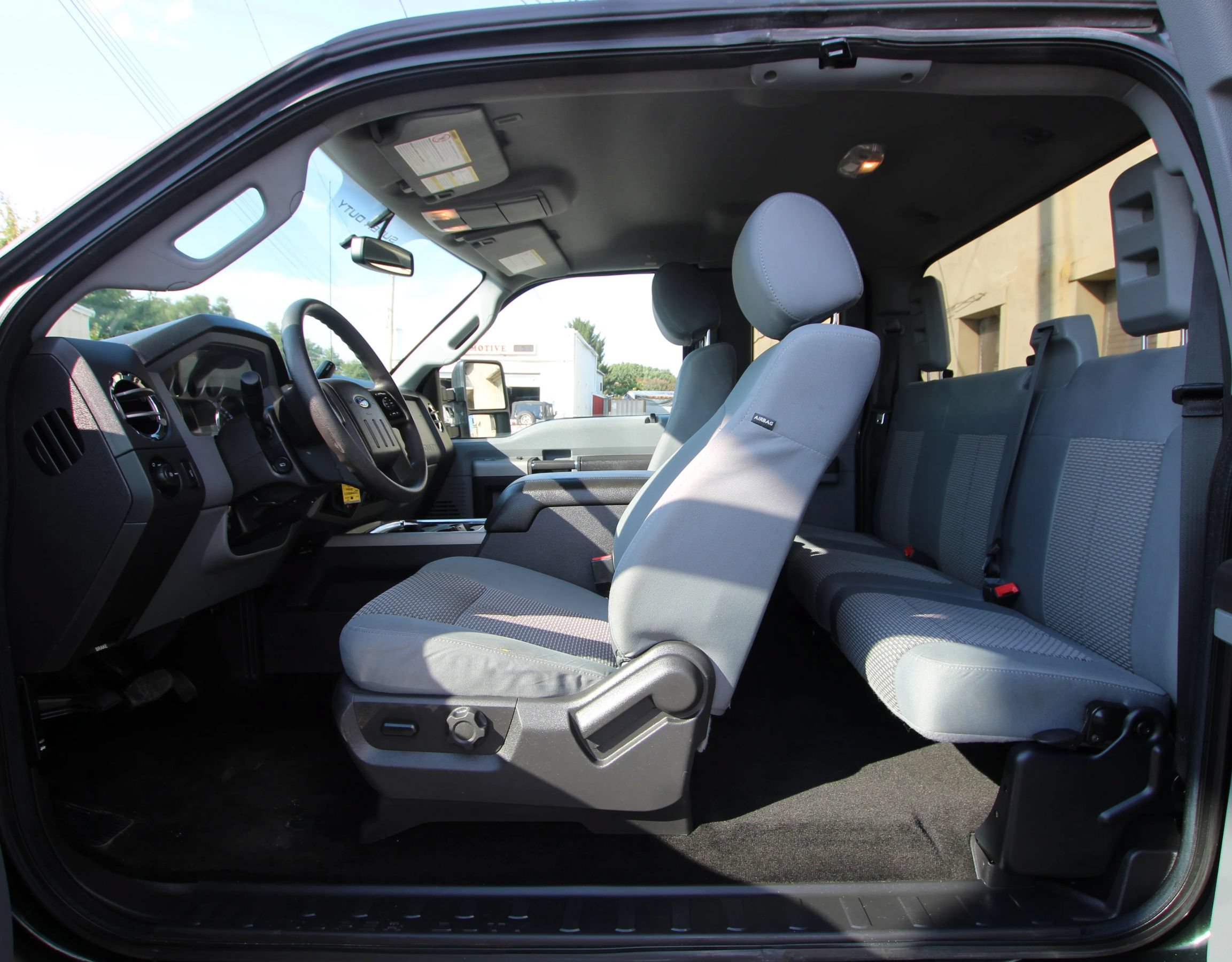 Used 2016 Ford F250 XLT w/ XLT Value Package AWD/4WD image 9