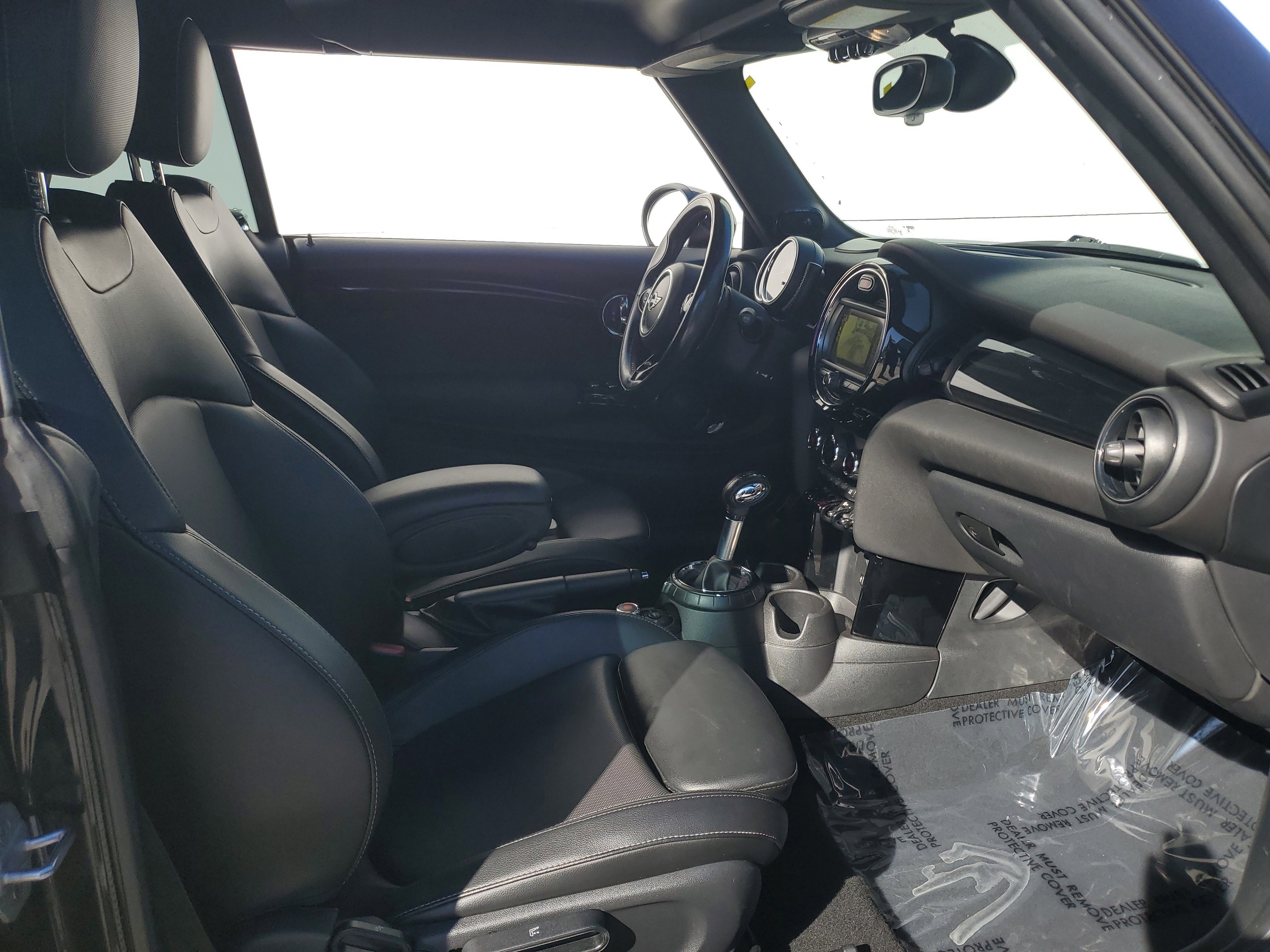 Used 2016 MINI Cooper S image 13