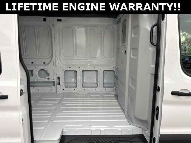 New 2025 Ford Transit 250 148 Medium Roof image 35