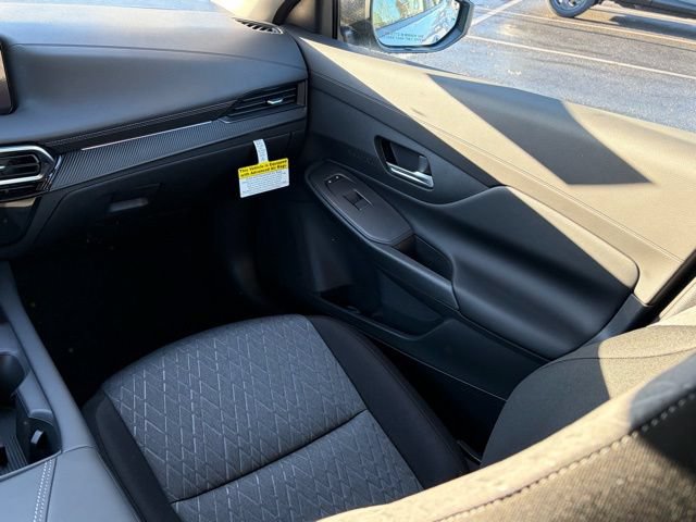 New 2026 Nissan Sentra SV w/ SV Convenience Package FWD image 32