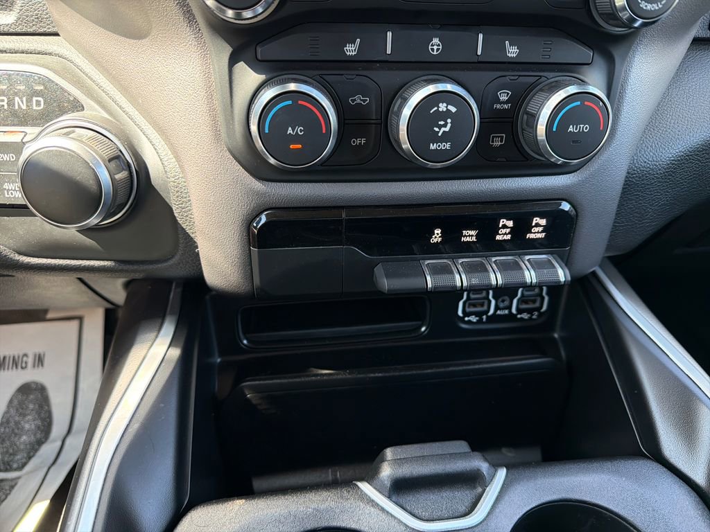 Used 2020 RAM 1500 Big Horn AWD/4WD image 17