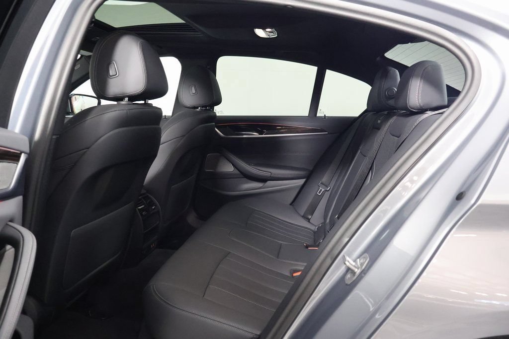 Certified 2023 BMW 540i w/ M Sport Package RWD image 11