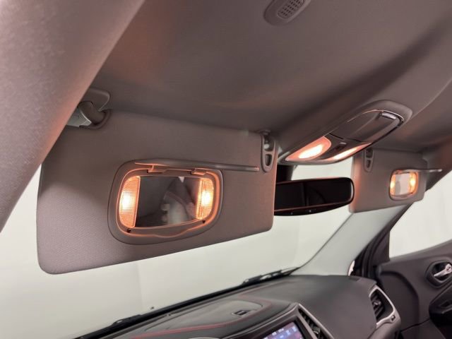 Used 2022 Jeep Cherokee Trailhawk w/ Comfort/Convenience Group image 37