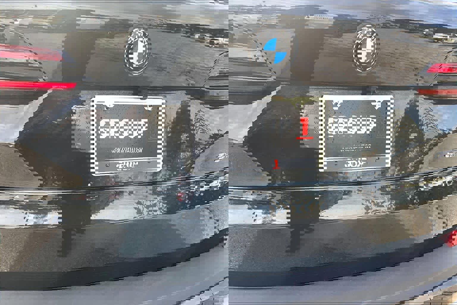 Used 2026 BMW X5 sDrive40i w/ Executive Package image 9