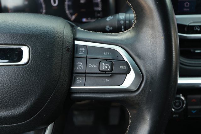 Used 2022 Jeep Compass High Altitude AWD/4WD image 14