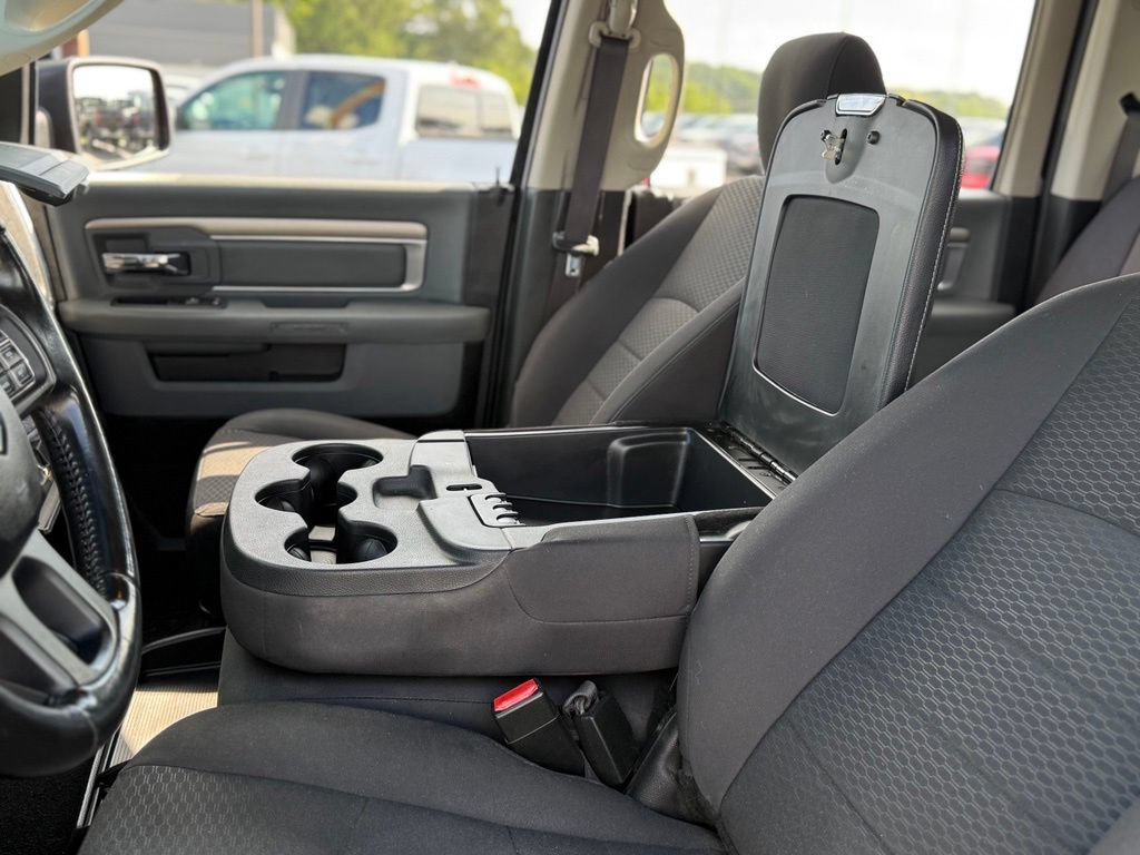 Used 2019 RAM 1500 Warlock AWD/4WD image 24