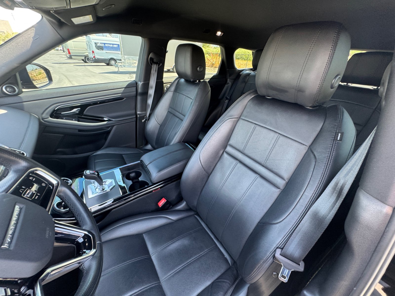 Used 2021 Land Rover Range Rover Evoque R-Dynamic S AWD/4WD image 13