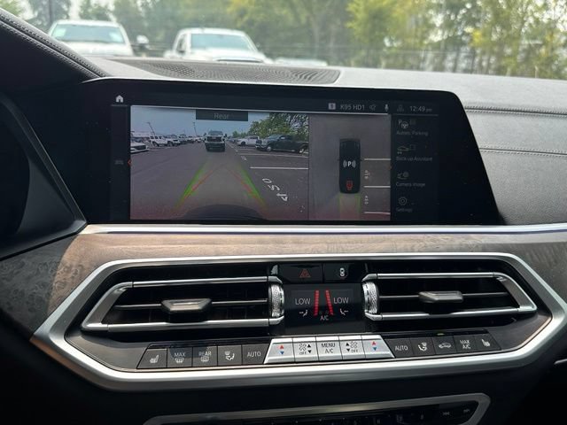 Used 2023 BMW X5 xDrive40i w/ Premium Package AWD/4WD image 31