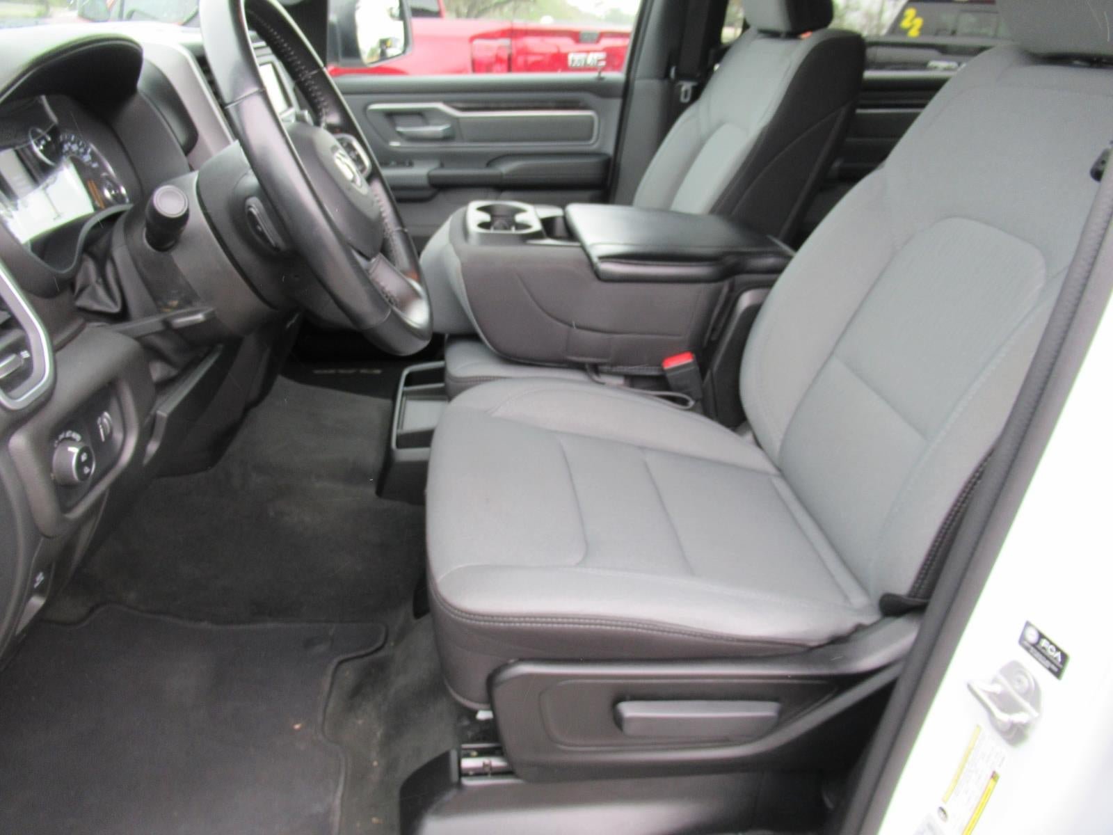 Used 2022 RAM 1500 Big Horn AWD/4WD image 14