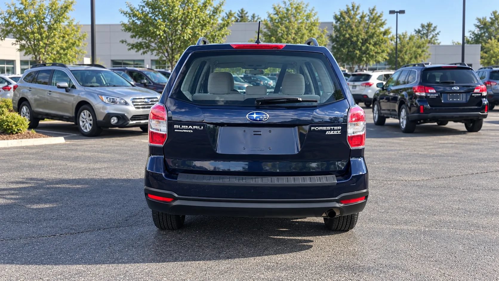 Used 2015 Subaru Forester 2.5i w/ Alloy Wheel Package AWD/4WD image 6