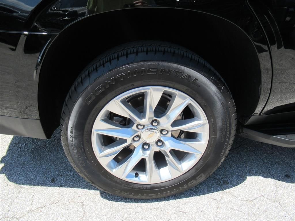 Used 2024 Chevrolet Tahoe Premier AWD/4WD image 6