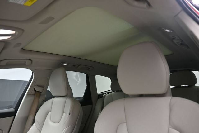 Used 2023 Volvo XC60 B5 Core w/ Climate Package FWD image 18