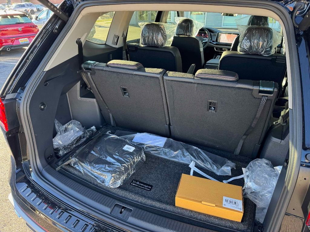 New 2026 Volkswagen Atlas Peak Edition image 30