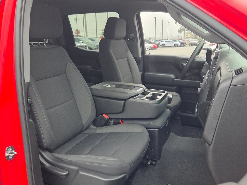 Certified 2022 Chevrolet Silverado 1500 Custom AWD/4WD image 15