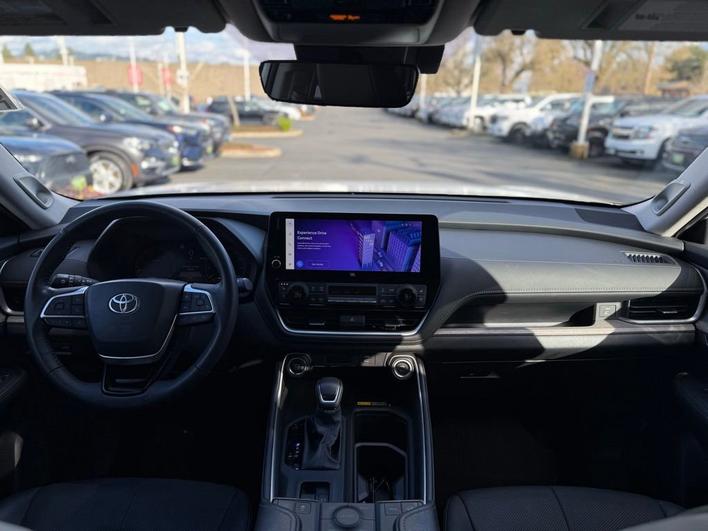 Used 2024 Toyota Grand Highlander Limited image 23