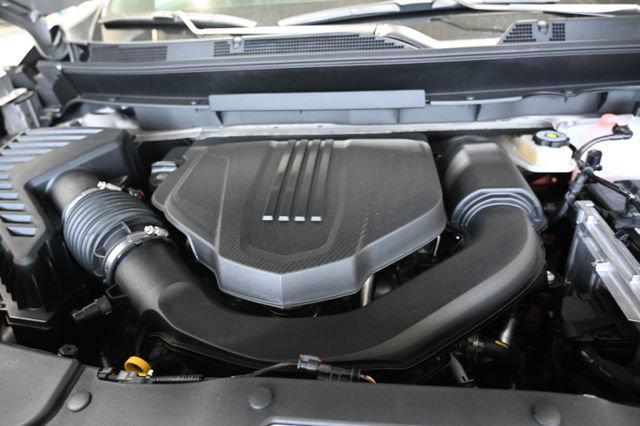 New 2026 Chevrolet Traverse Z71 w/ Enhanced Driving Package AWD/4WD image 29