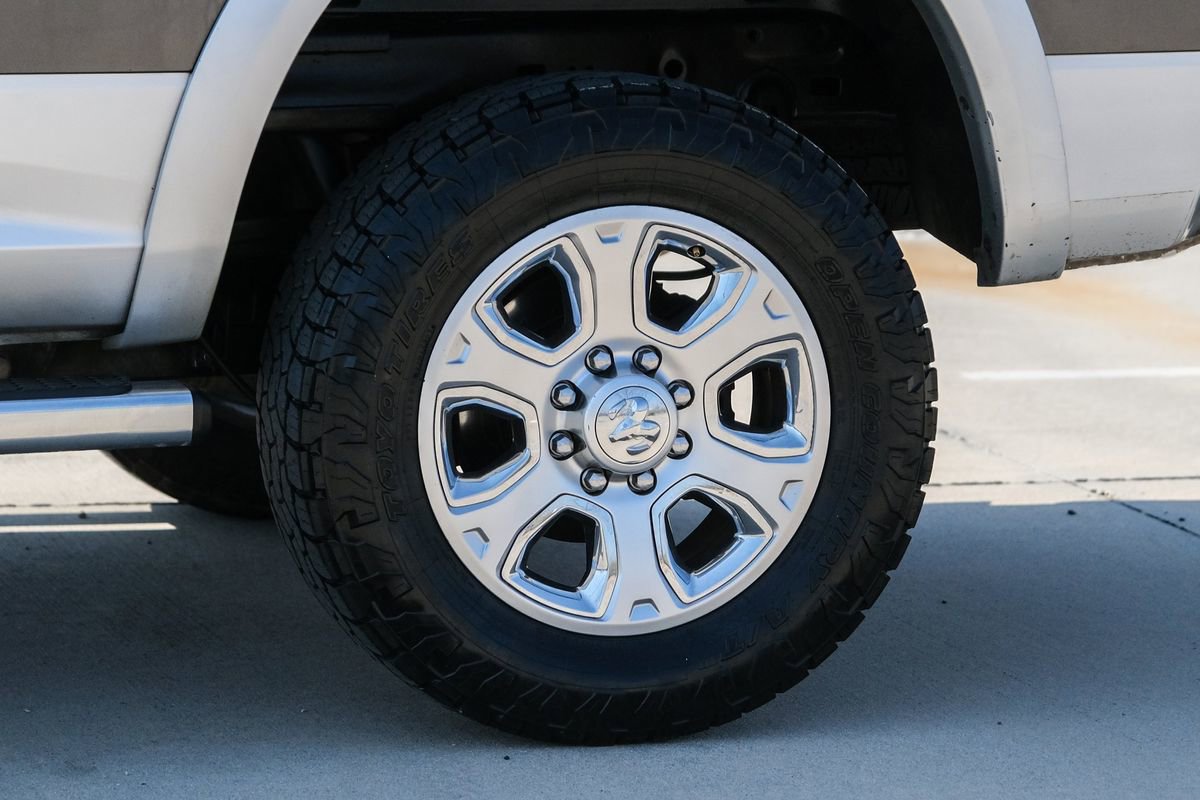 Used 2014 RAM 2500 Laramie w/ Convenience Group image 14