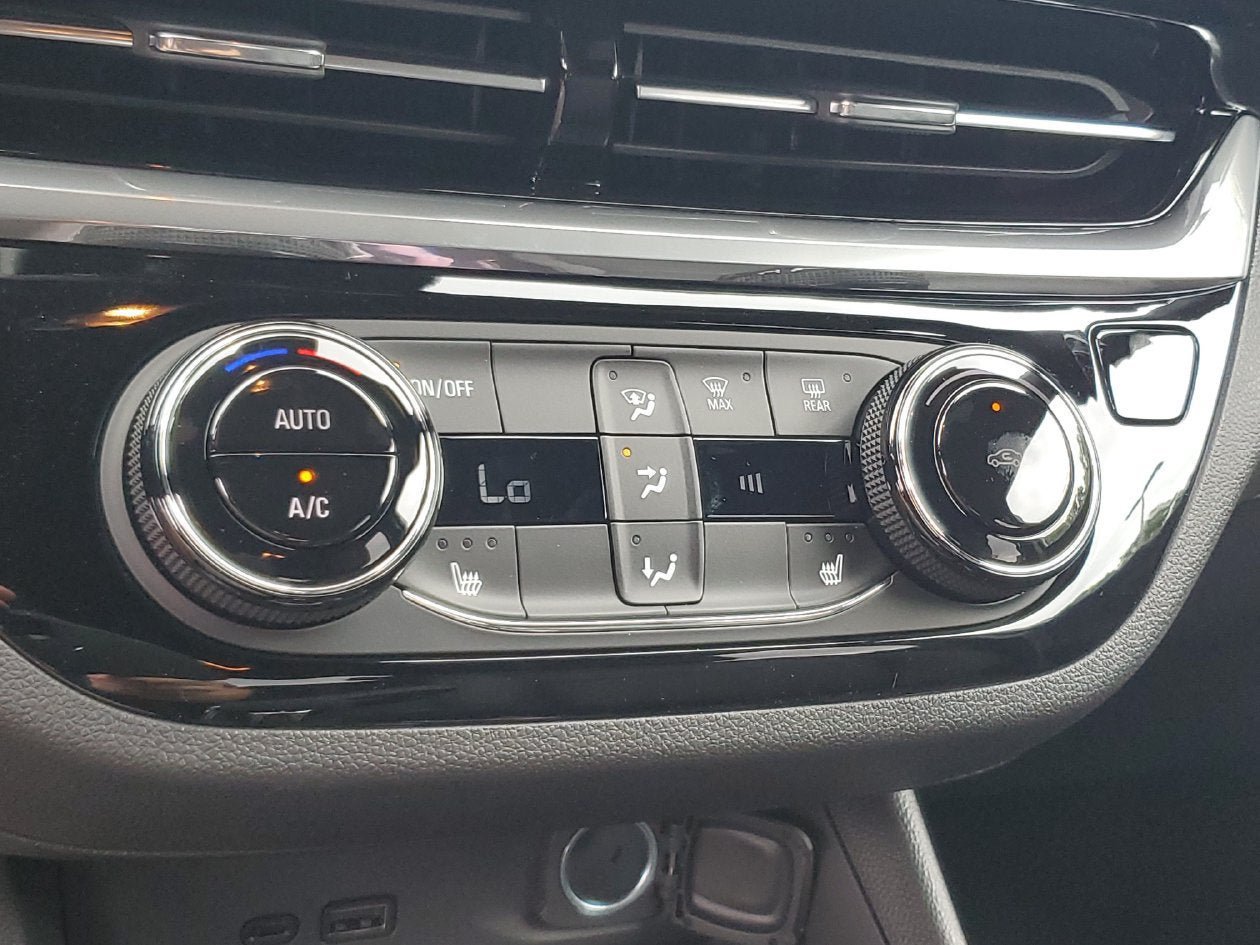 New 2026 Buick Envista Sport Touring w/ Convenience I Package FWD image 22
