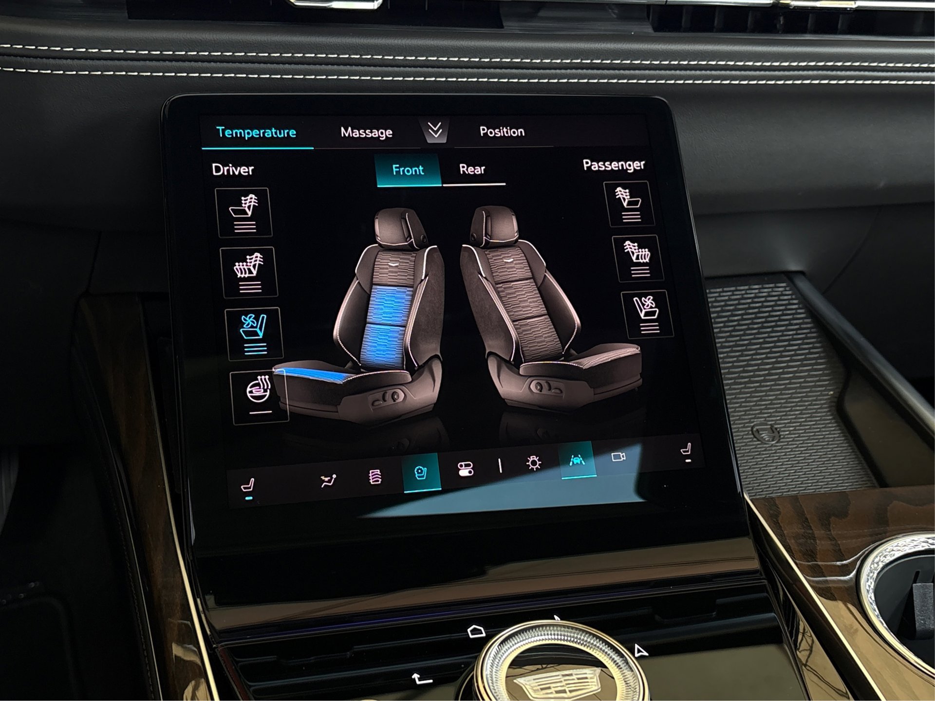 New 2026 Cadillac Escalade Platinum Sport AWD/4WD image 34