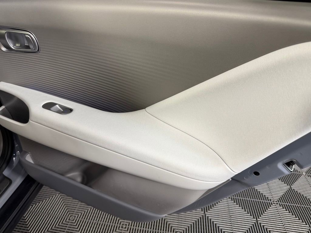 Used 2024 Hyundai Ioniq 6 Limited image 32