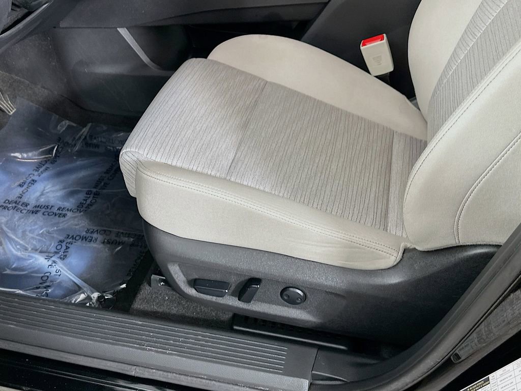 Certified 2023 Nissan Rogue SV image 27