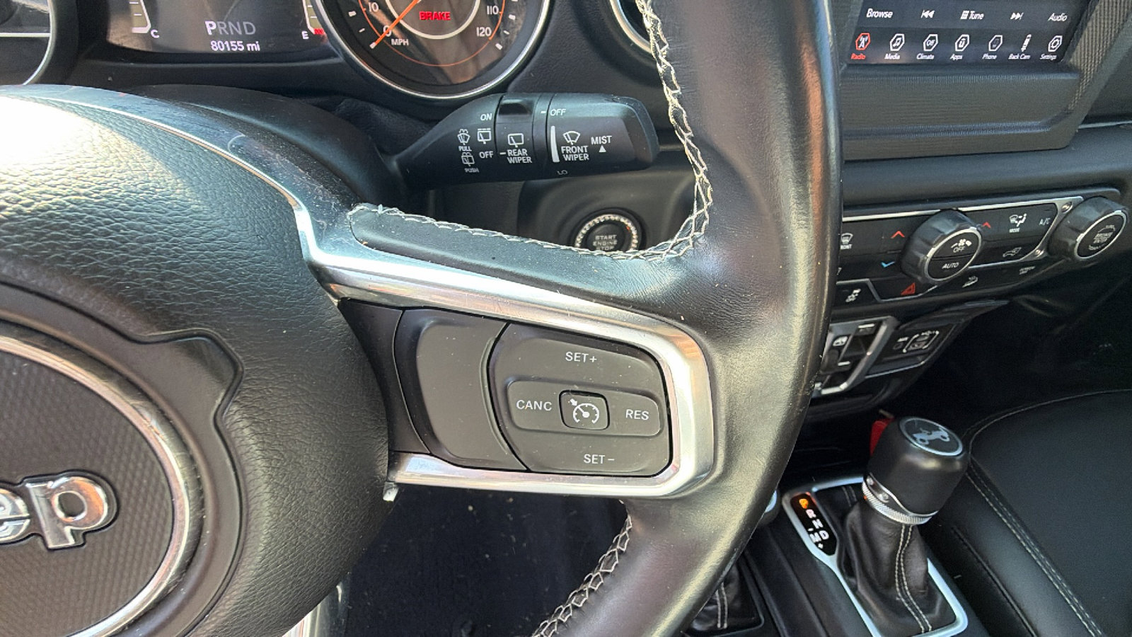 Used 2018 Jeep Wrangler Unlimited Sahara w/ Dual Top Group AWD/4WD image 28