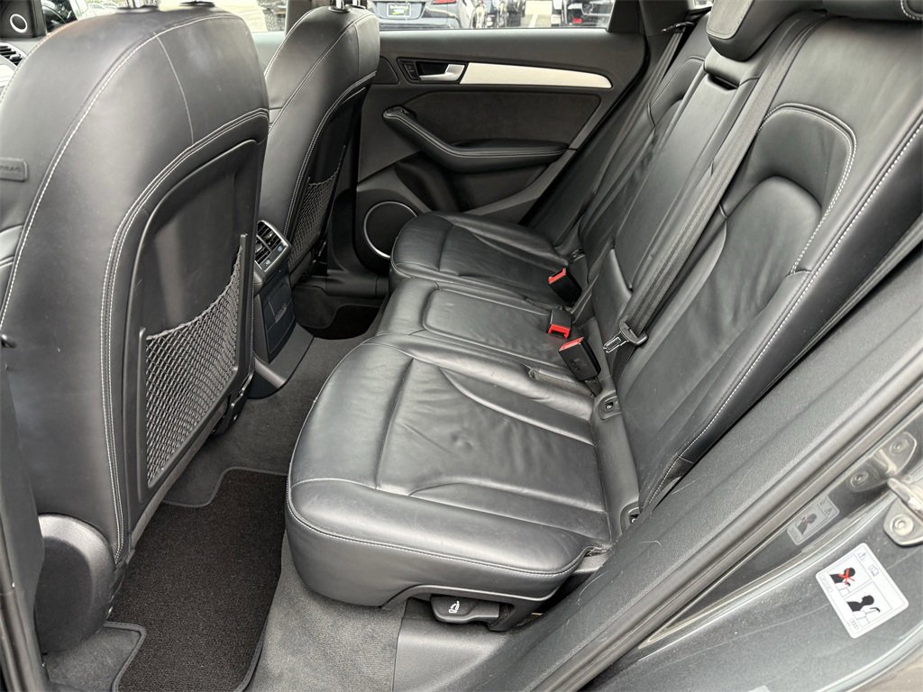 Used 2017 Audi SQ5 Premium Plus w/ Technology Package image 24