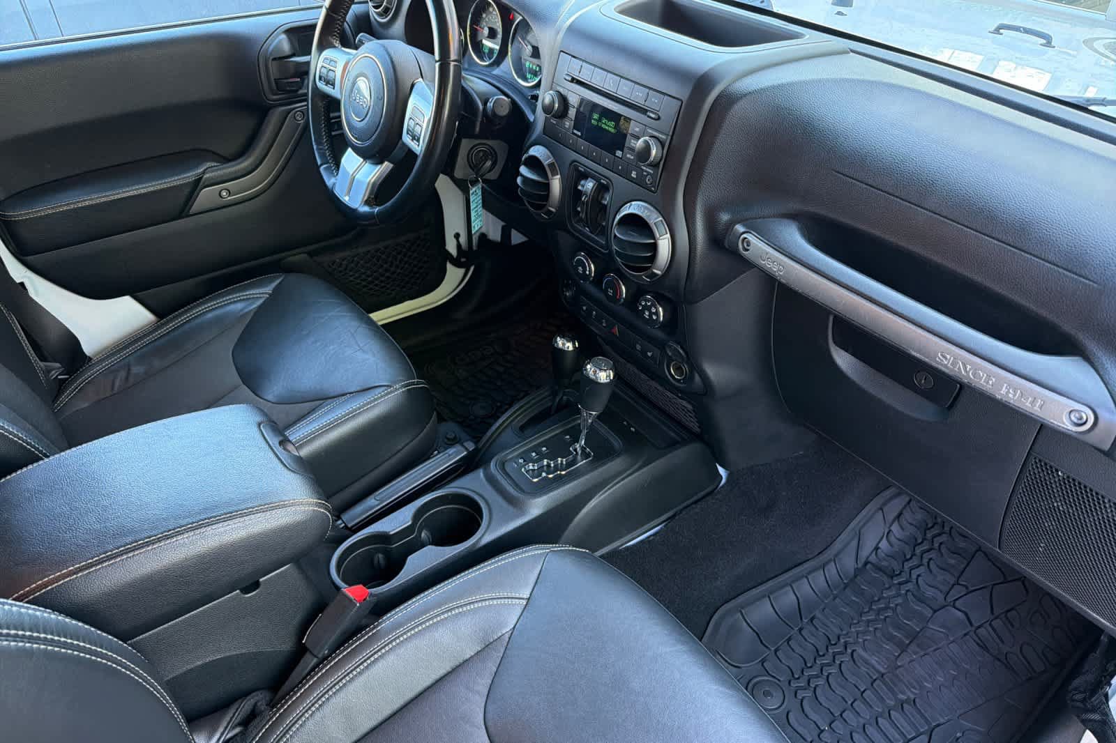 Used 2018 Jeep Wrangler Unlimited Sport AWD/4WD image 18