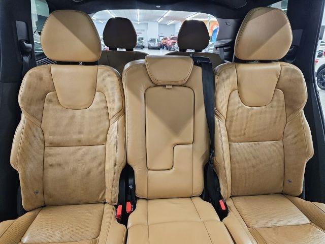 Used 2021 Volvo XC90 T8 Inscription w/ Protection Package Premier AWD/4WD image 32