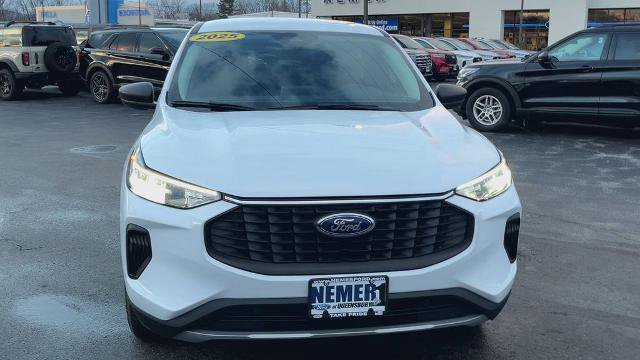Certified 2025 Ford Escape Active image 5