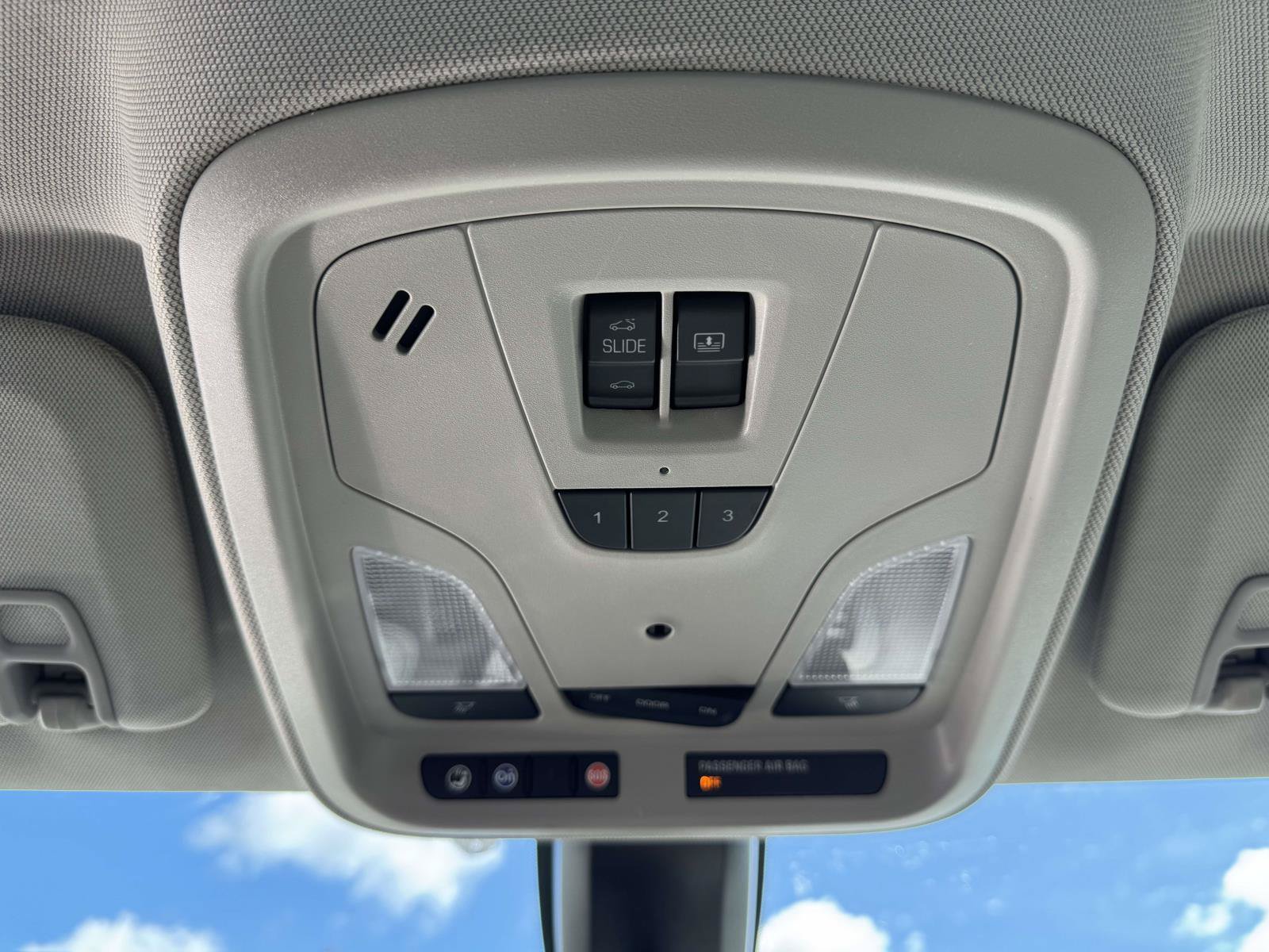 Used 2019 Chevrolet Impala Premier FWD image 30