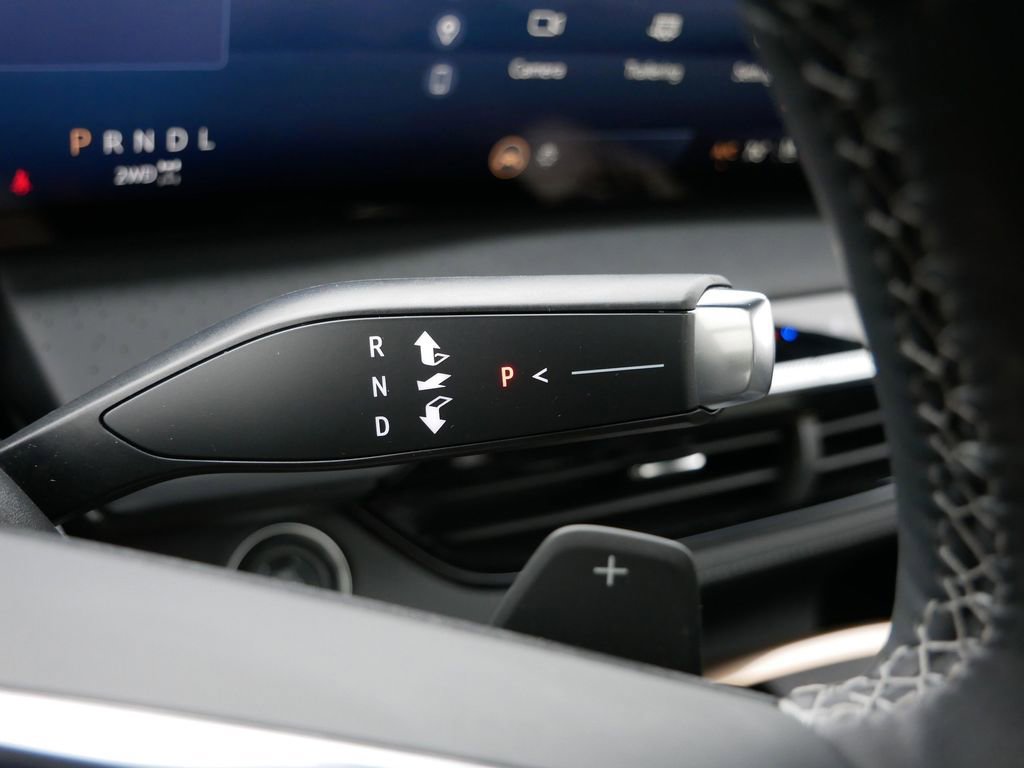 Used 2025 Buick Enclave Avenir w/ Trailering Package, 5000 lbs. image 24