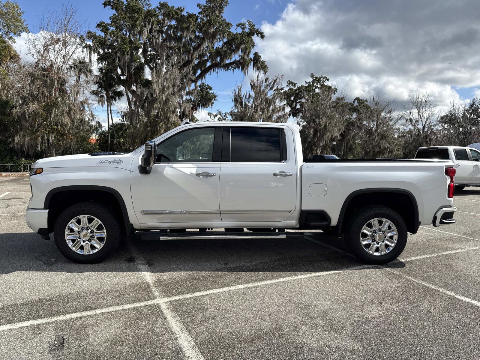 Used 2024 Chevrolet Silverado 2500 High Country image 6