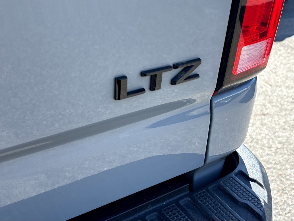 Used 2024 Chevrolet Silverado 2500 LTZ w/ LTZ Plus Package image 28