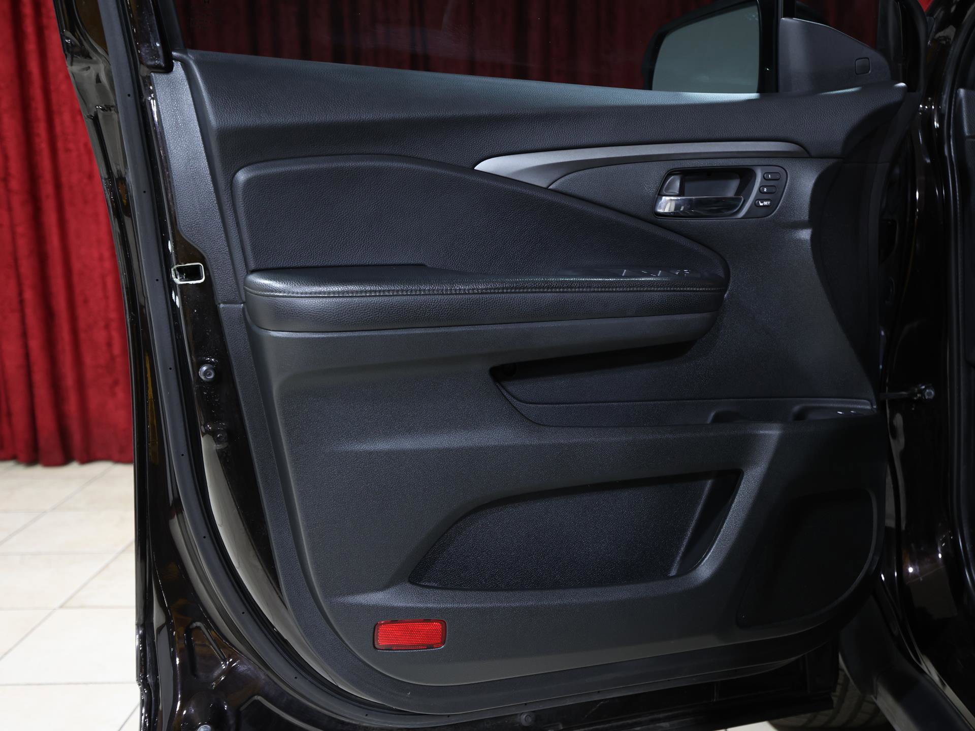 Used 2019 Honda Passport EX-L image 11