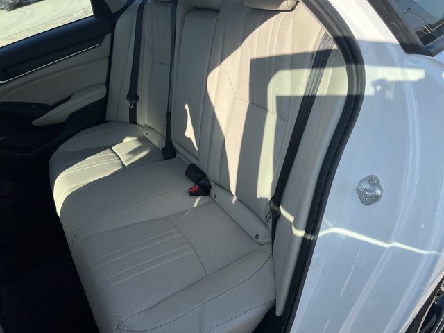 Used 2021 Honda Accord Touring image 25